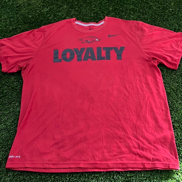 Men’s Nike Arkansas Razorbacks Loyalty t-shirt - Picture 1 of 2